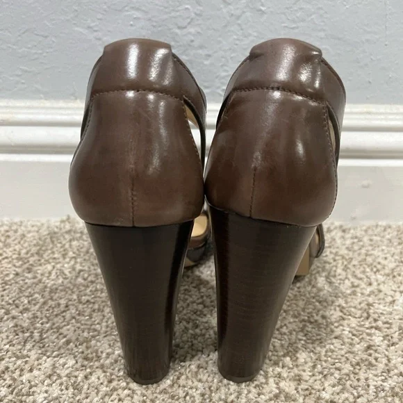 Michael Kors Berkley T-Strap Platform Dress Sandals - Picture 4 of 8